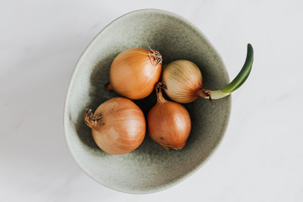 plate of onions